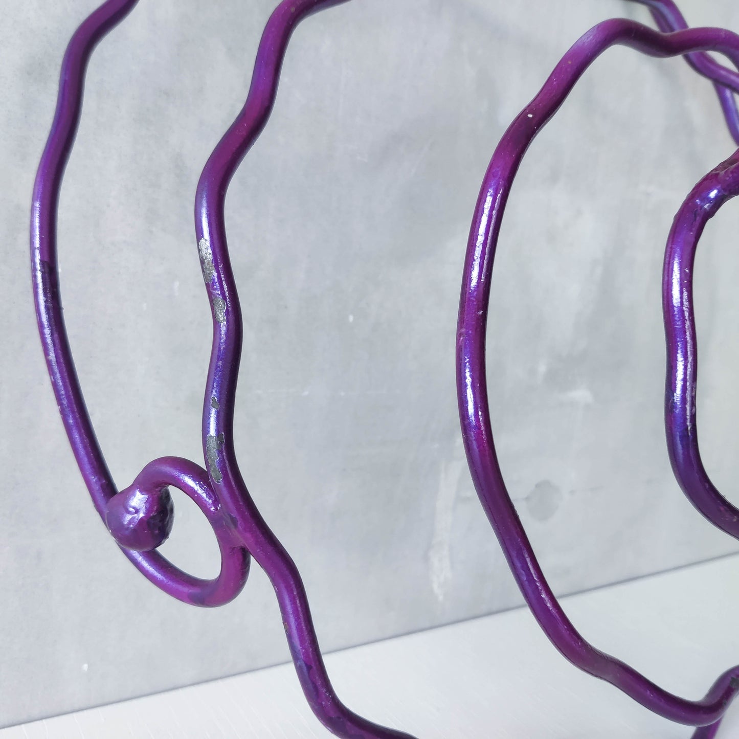 Vintage 90s artist made sculptural metal wavy spiral footed centerpiece bowl