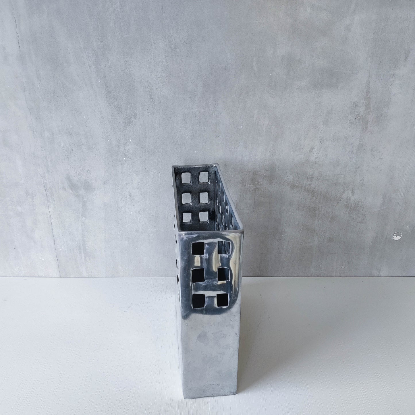 Vintage 00s hand cast aluminium lattice basket weave magazine rack holder