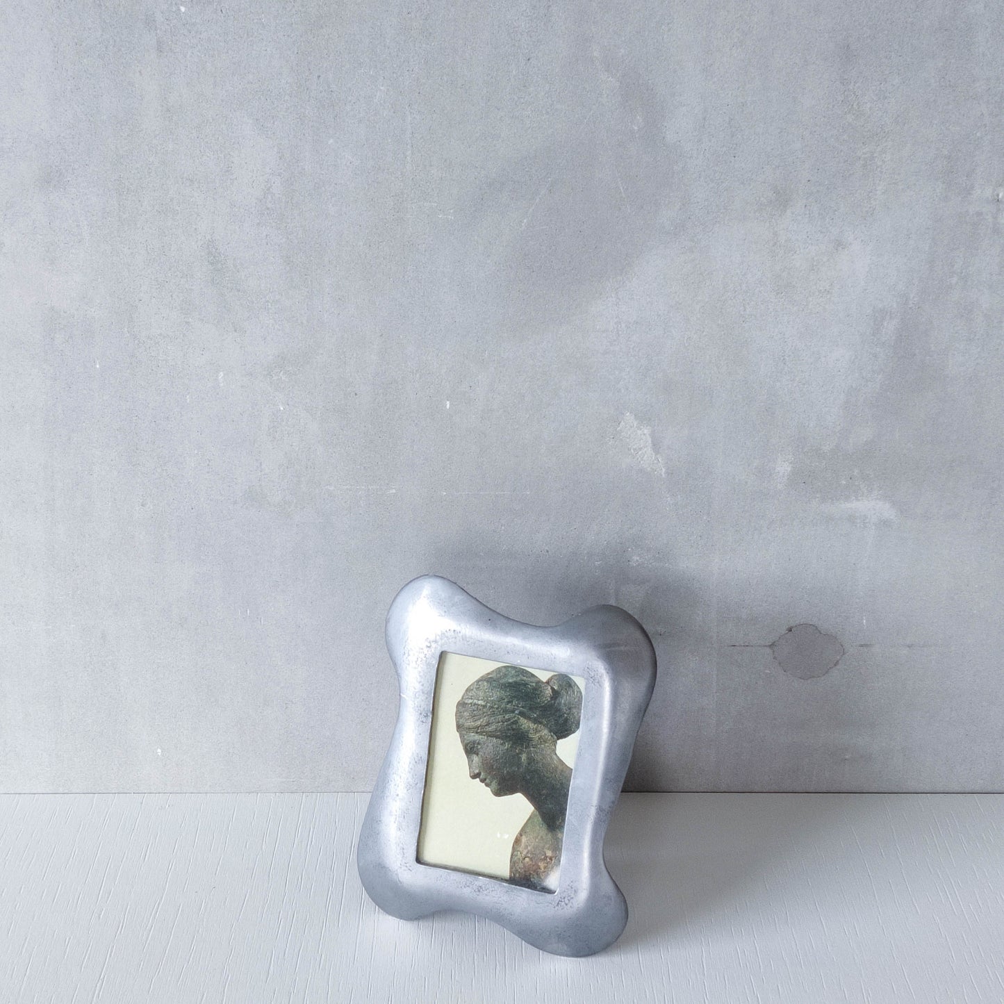 Vintage 1990s wavy pewter chunky organic modernist form picture photo frame