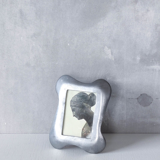 Vintage 1990s wavy pewter chunky organic modernist form picture photo frame