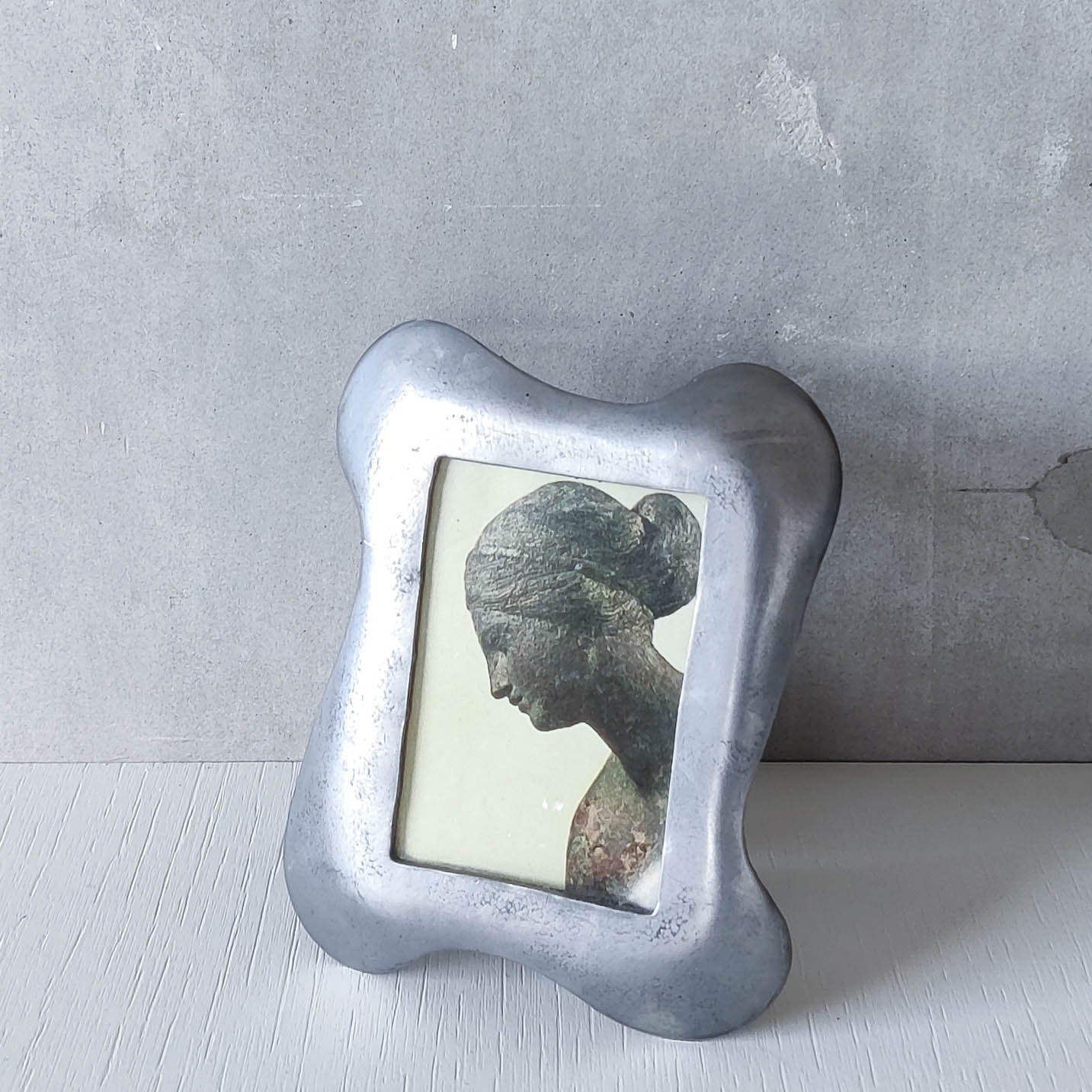 Vintage 1990s wavy pewter chunky organic modernist form picture photo frame
