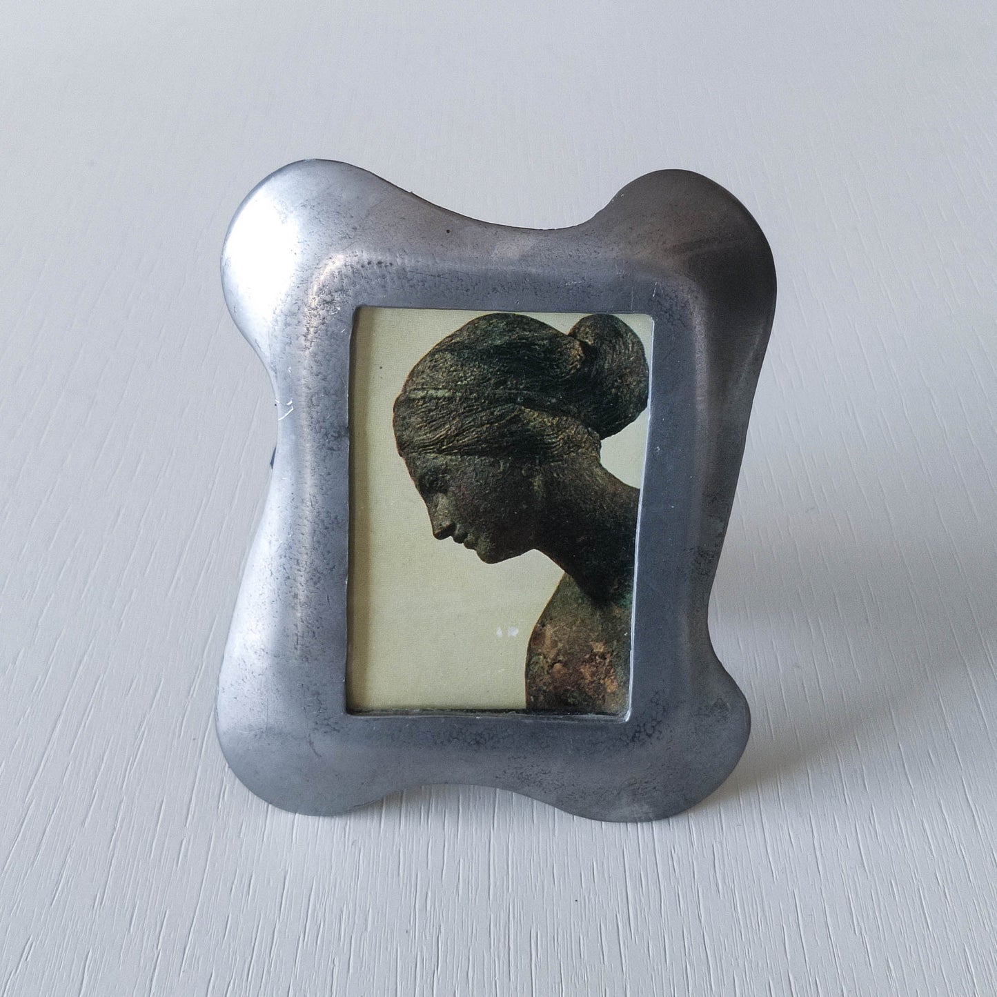 Vintage 1990s wavy pewter chunky organic modernist form picture photo frame
