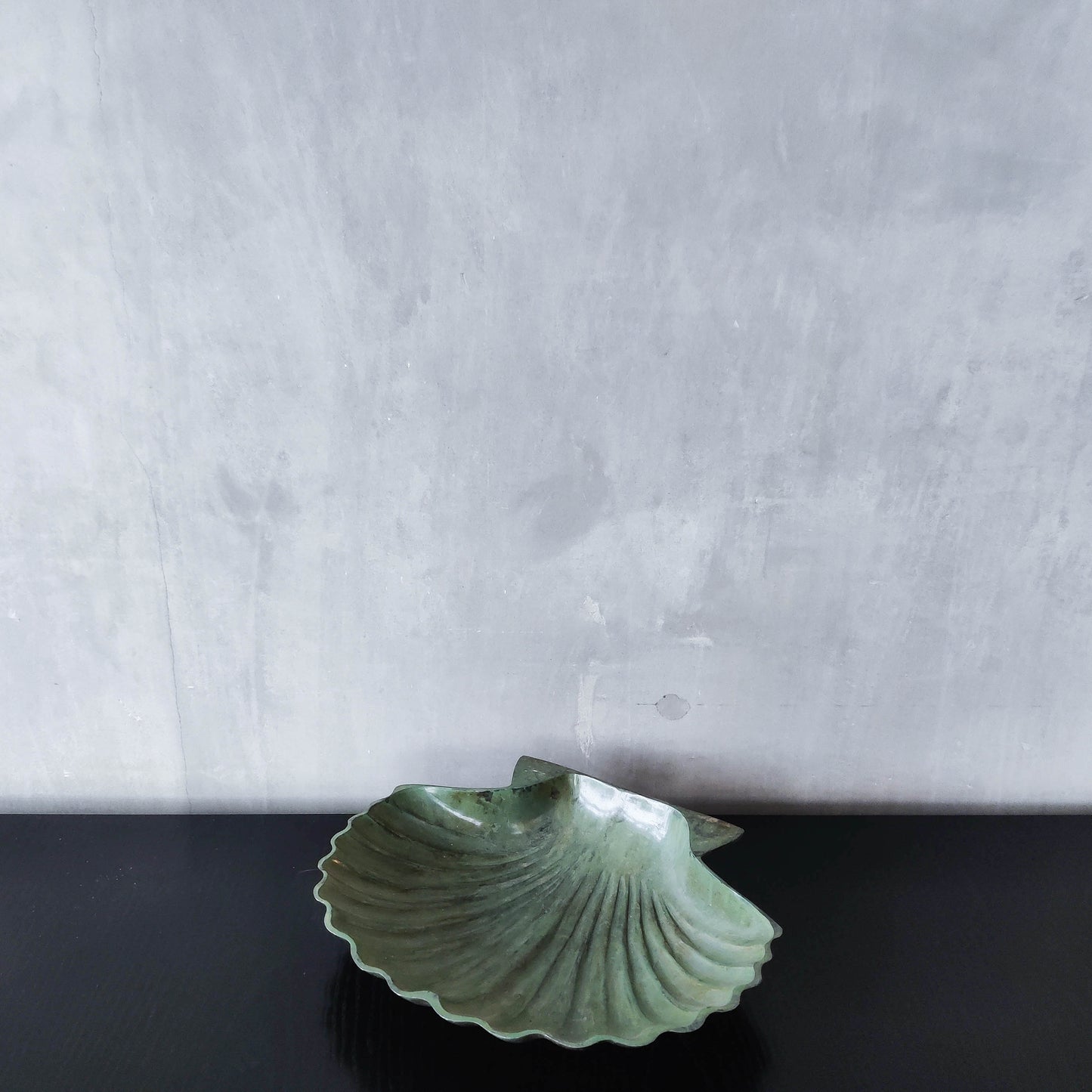 Vintage cast metal scallop shell dish vide poche catchall with green patina