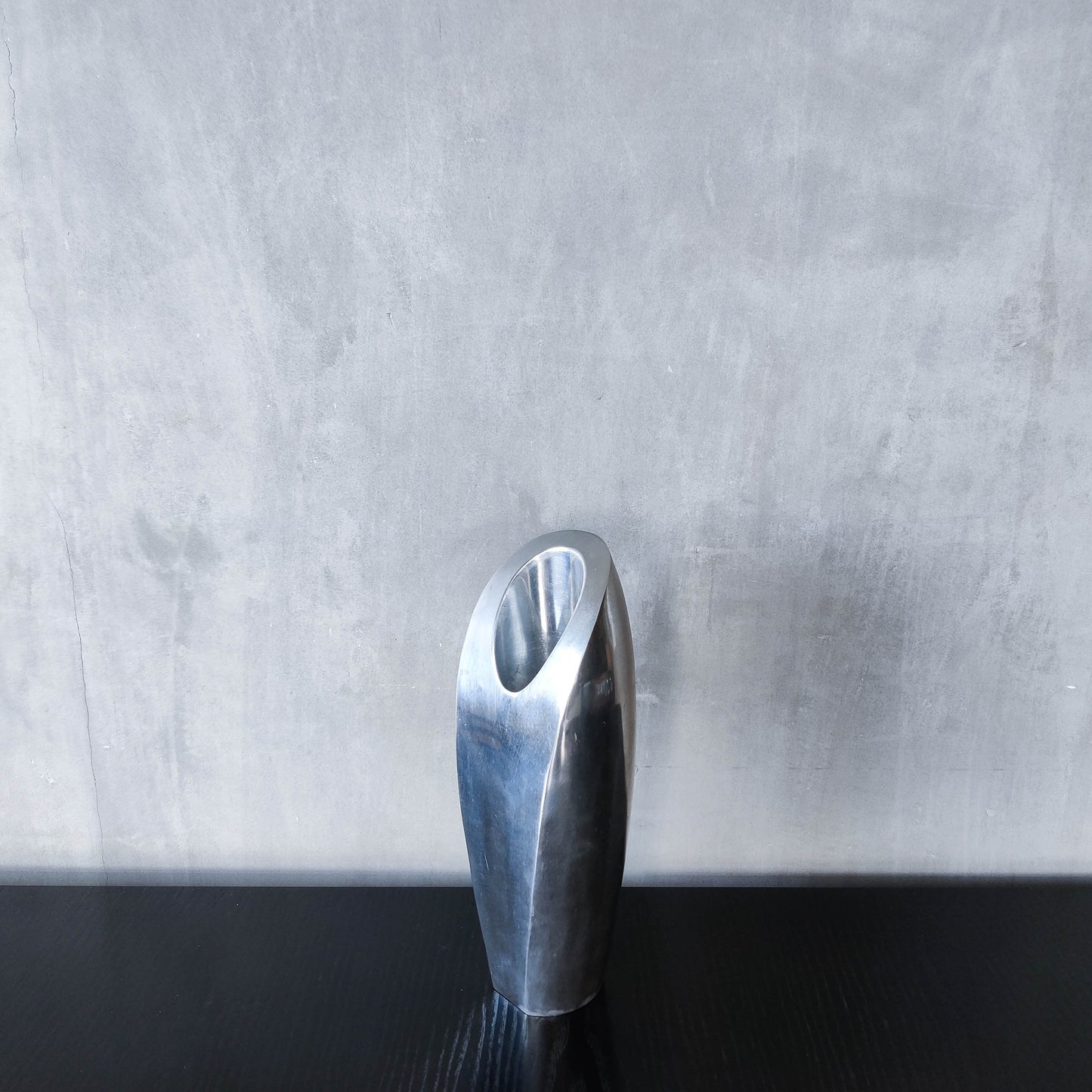 Vintage 1990s Nambe style large sculptural chunky cast aluminium vase