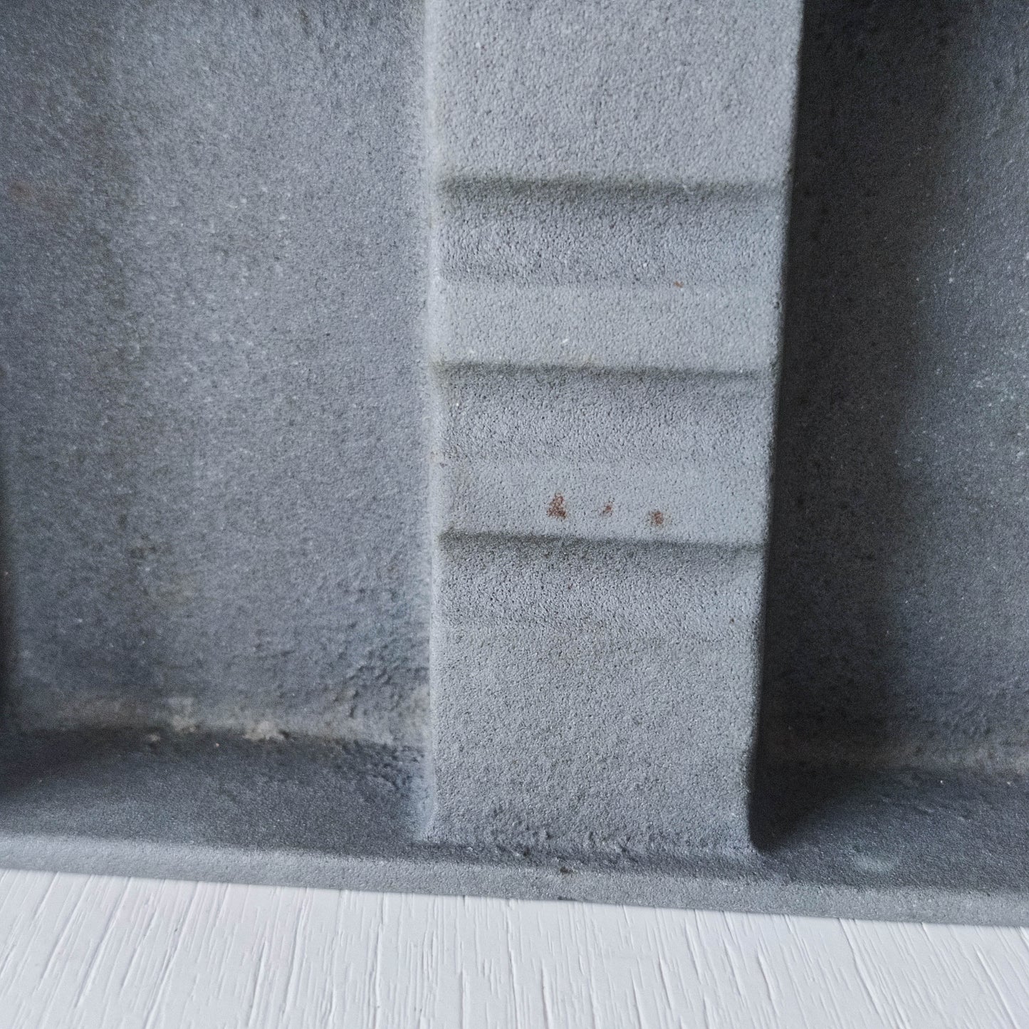 Robert Welch vintage modernist cast iron ashtray warm grey