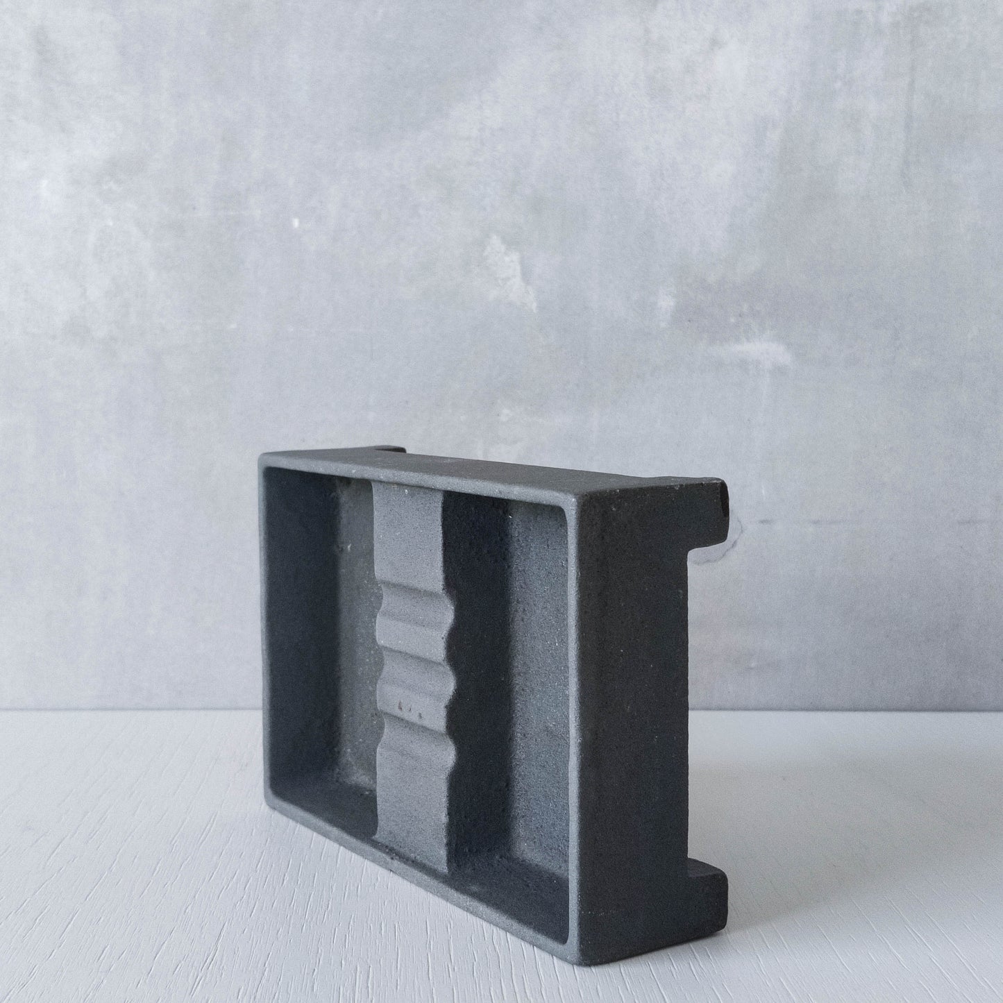 Robert Welch vintage modernist cast iron ashtray warm grey