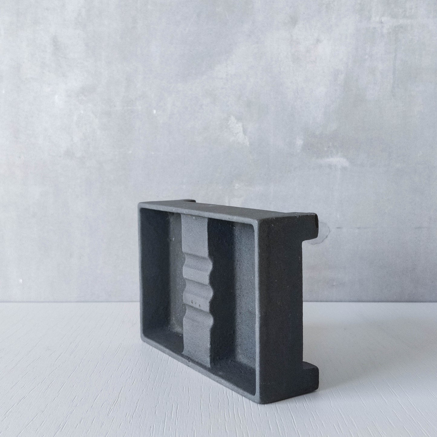 Robert Welch vintage modernist cast iron ashtray warm grey