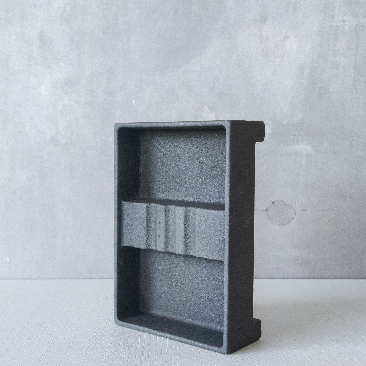 Robert Welch vintage modernist cast iron ashtray warm grey