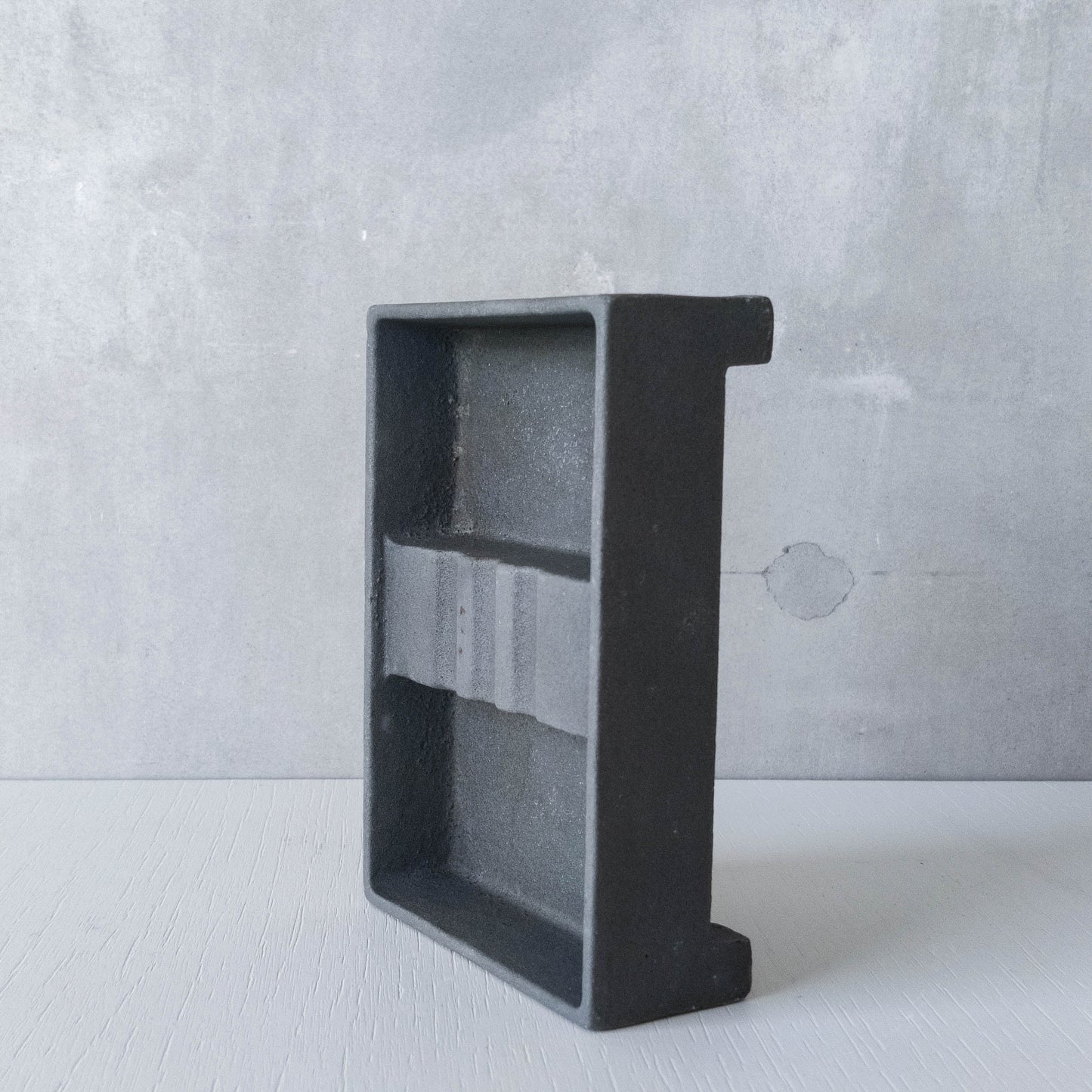 Robert Welch vintage modernist cast iron ashtray warm grey