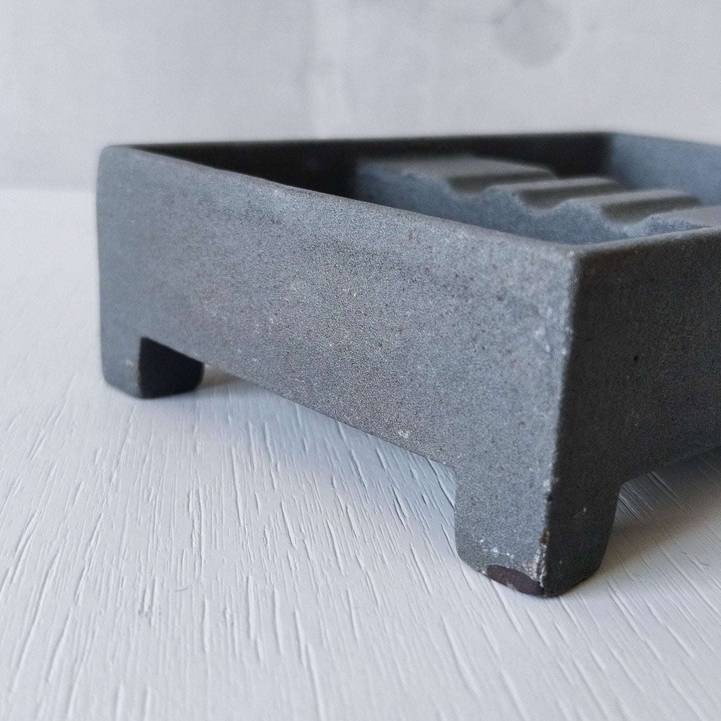 Robert Welch vintage modernist cast iron ashtray warm grey