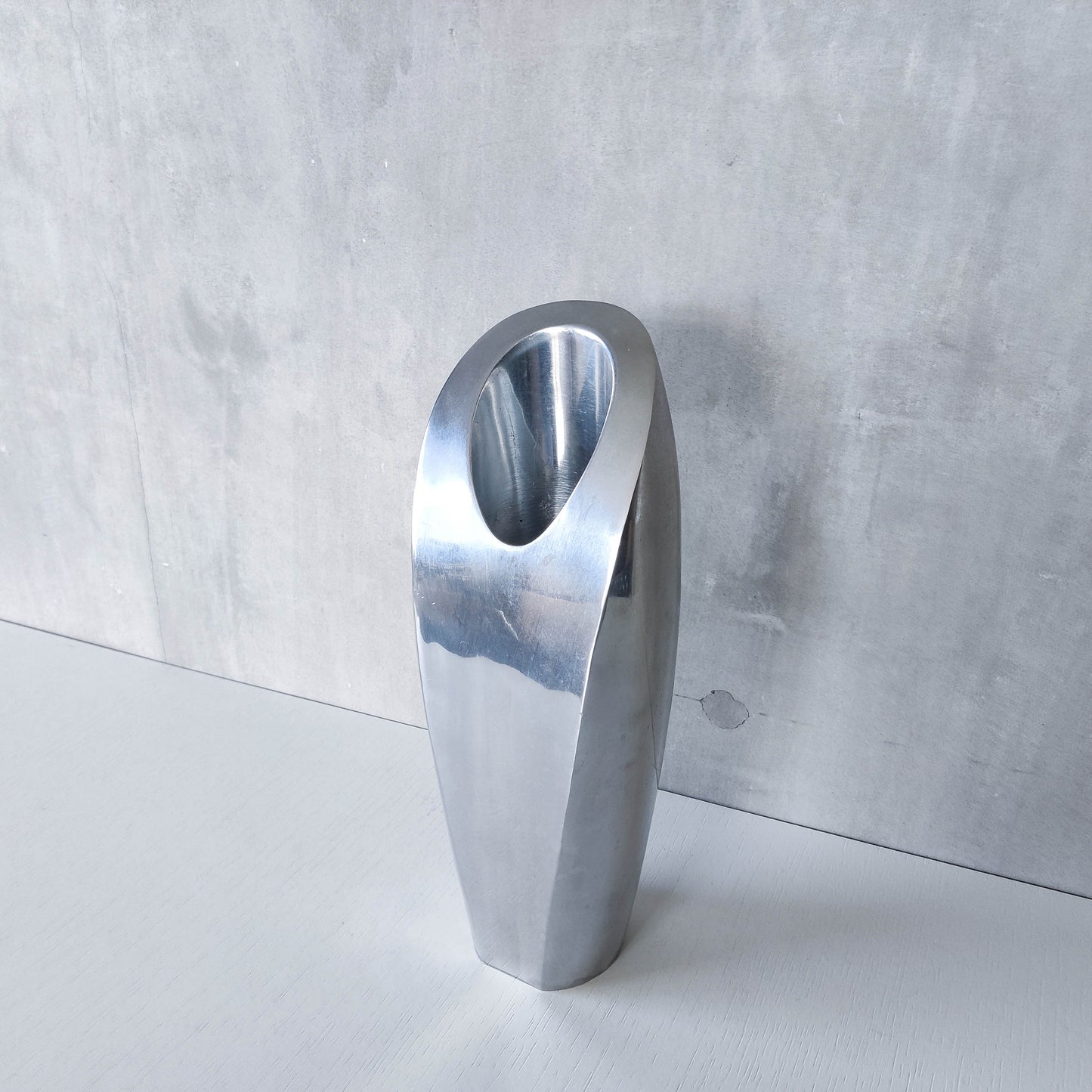 Vintage 1990s Nambe style large sculptural chunky cast aluminium vase