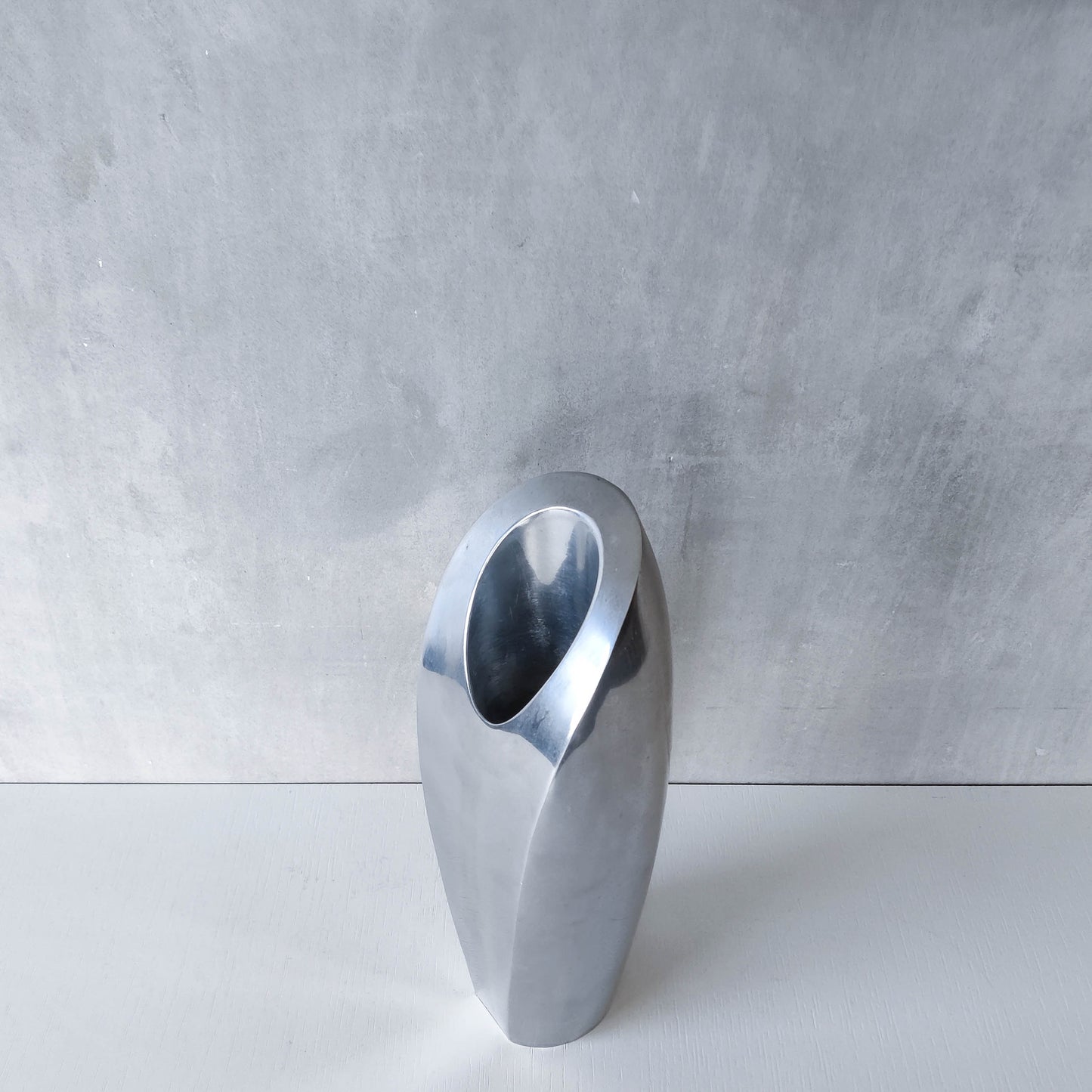 Vintage 1990s Nambe style large sculptural chunky cast aluminium vase