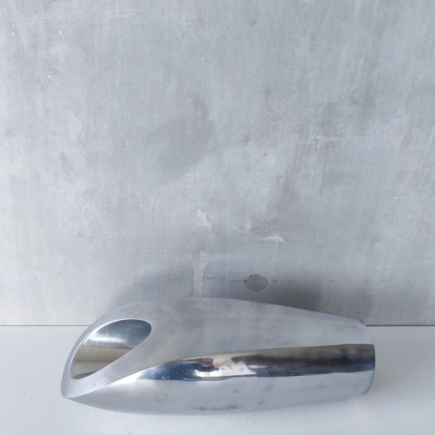 Vintage 1990s Nambe style large sculptural chunky cast aluminium vase