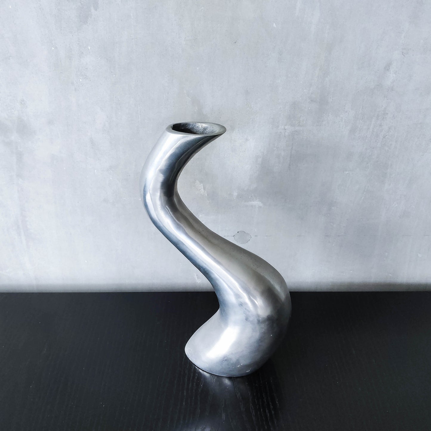 Vintage 1990s hand cast aluminium wavy sculptural S vase