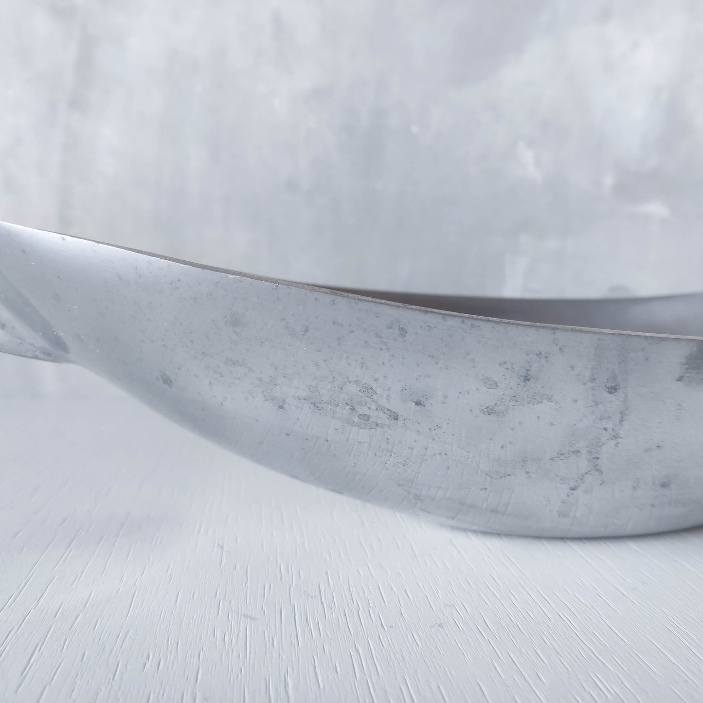 Vintage 1990s large sculptural spiral scroll boat shaped cast aluminium centrepiece bowl