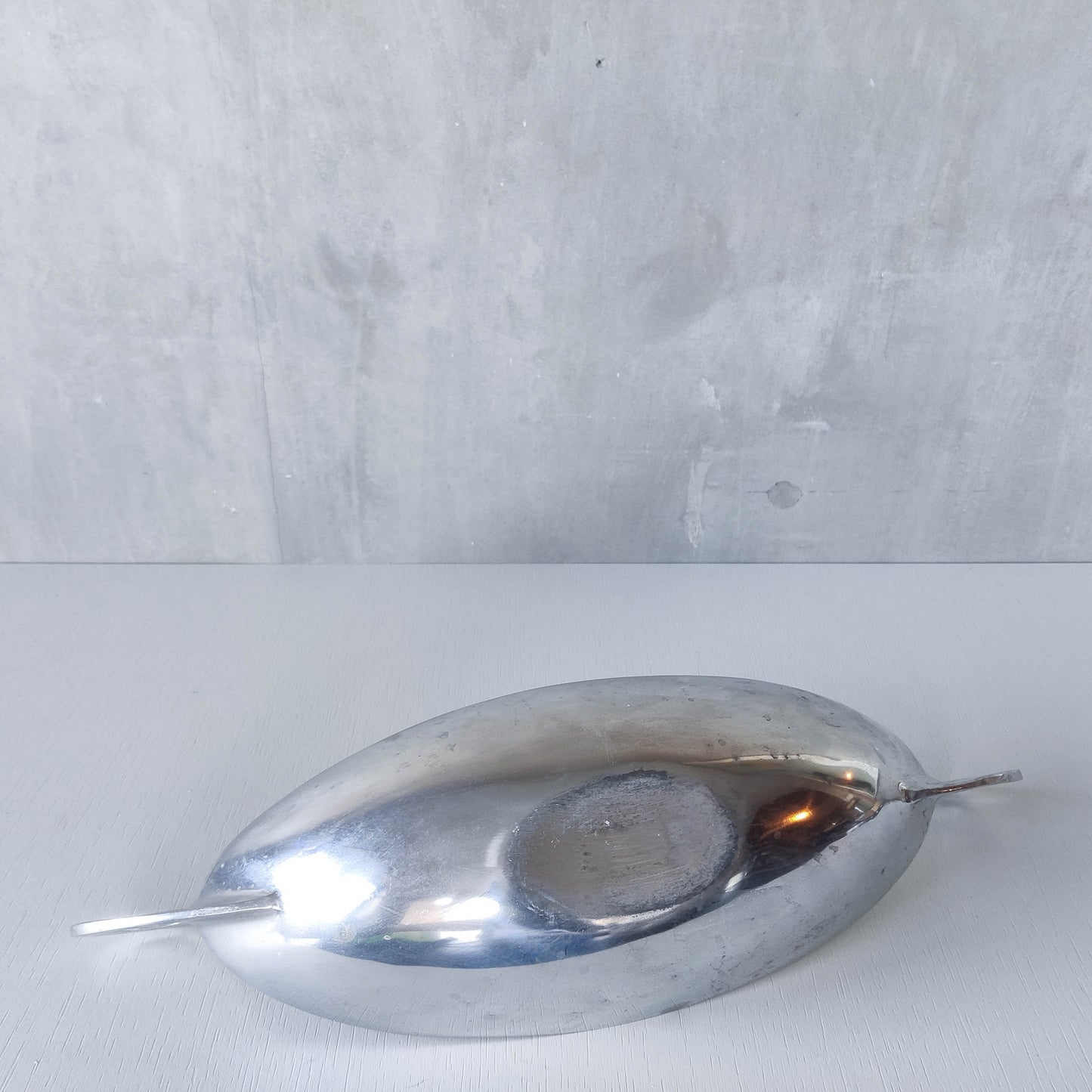 Vintage 1990s large sculptural spiral scroll boat shaped cast aluminium centrepiece bowl