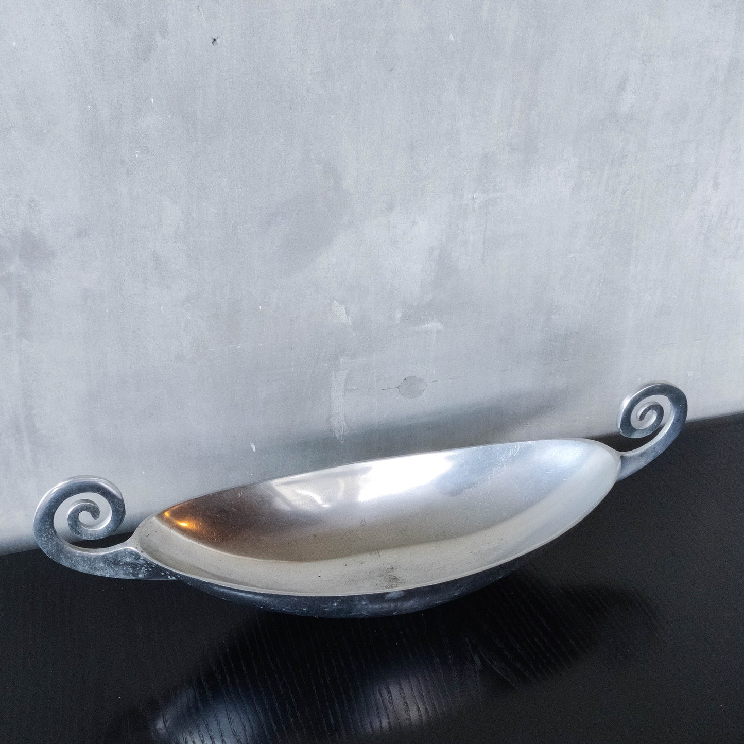 Vintage 1990s large sculptural spiral scroll boat shaped cast aluminium centrepiece bowl