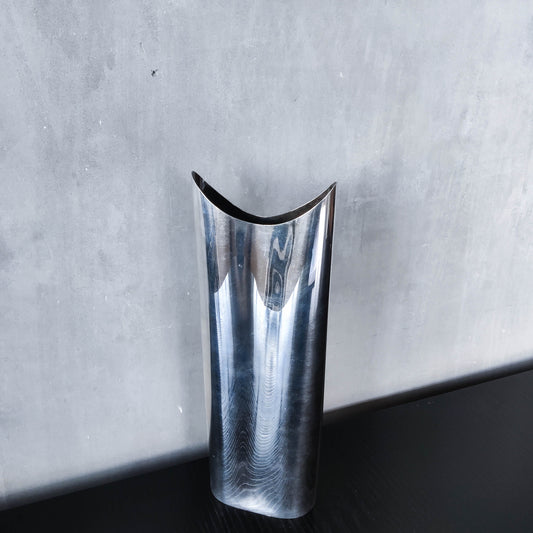 1980s Guido Niest Fala Atelier made in Italy silver plated modernist vase handmade Italy
