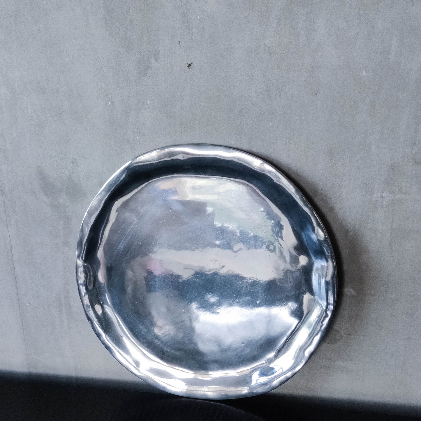 Izabel Lam vintage deadstock 1990s cast aluminium organic modernist platter centerpiece