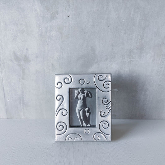 Vintage 1990s cast aluminium chunky photo picture frame with inscribed lines