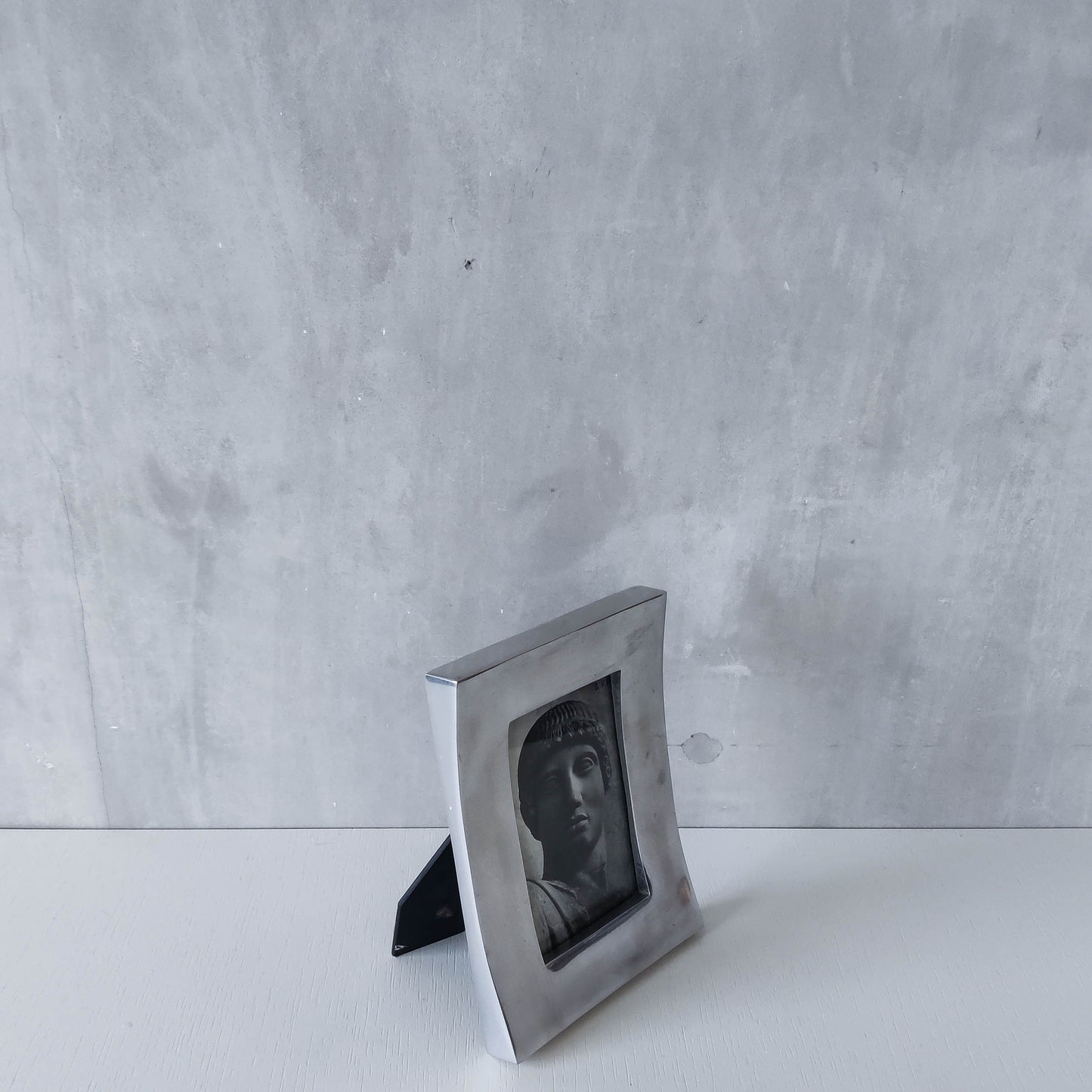 Vintage 00s cast aluminium curved chunky picture photo frame