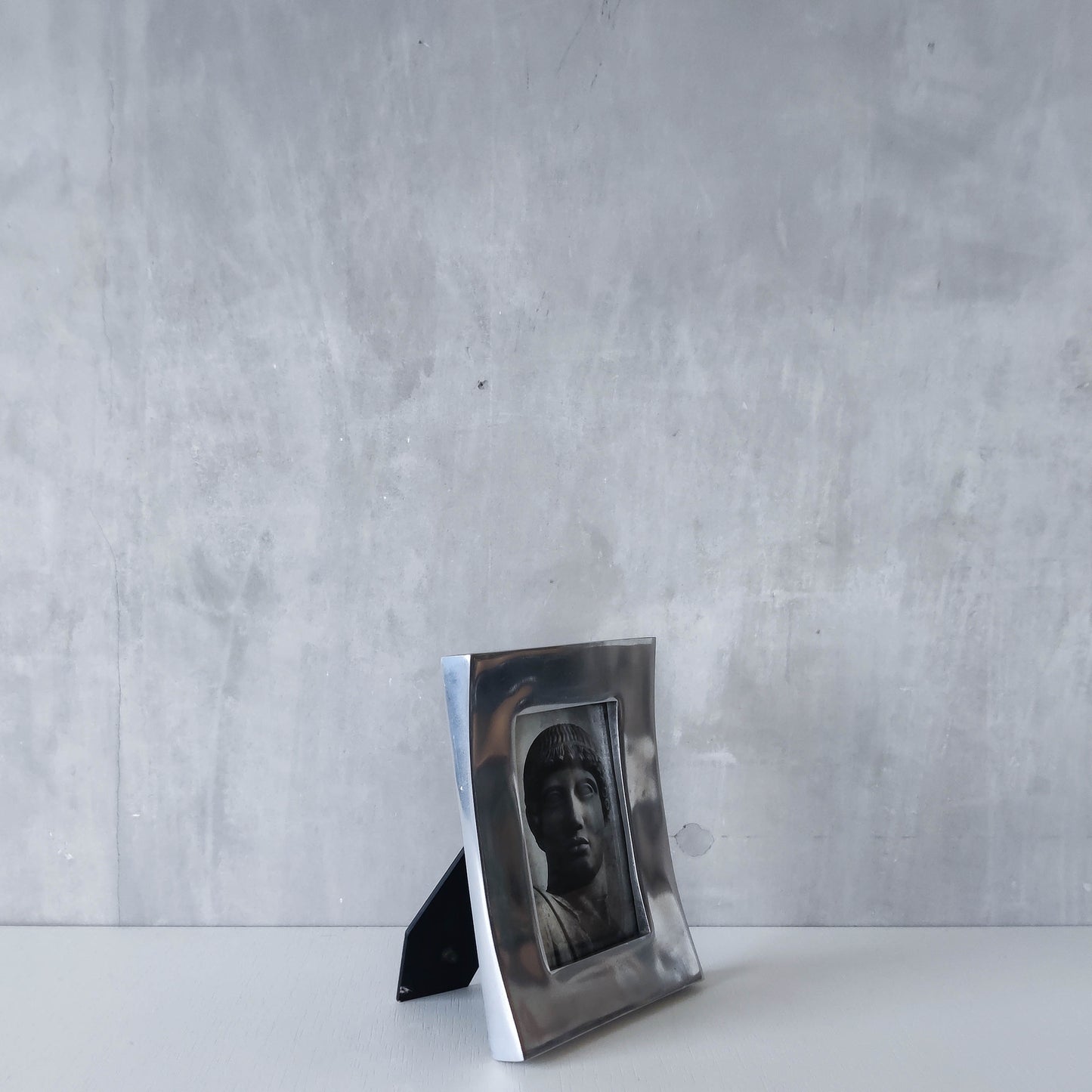 Vintage 00s cast aluminium curved chunky picture photo frame