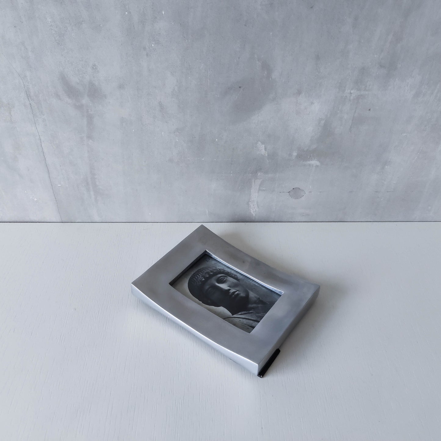 Vintage 00s cast aluminium curved chunky picture photo frame