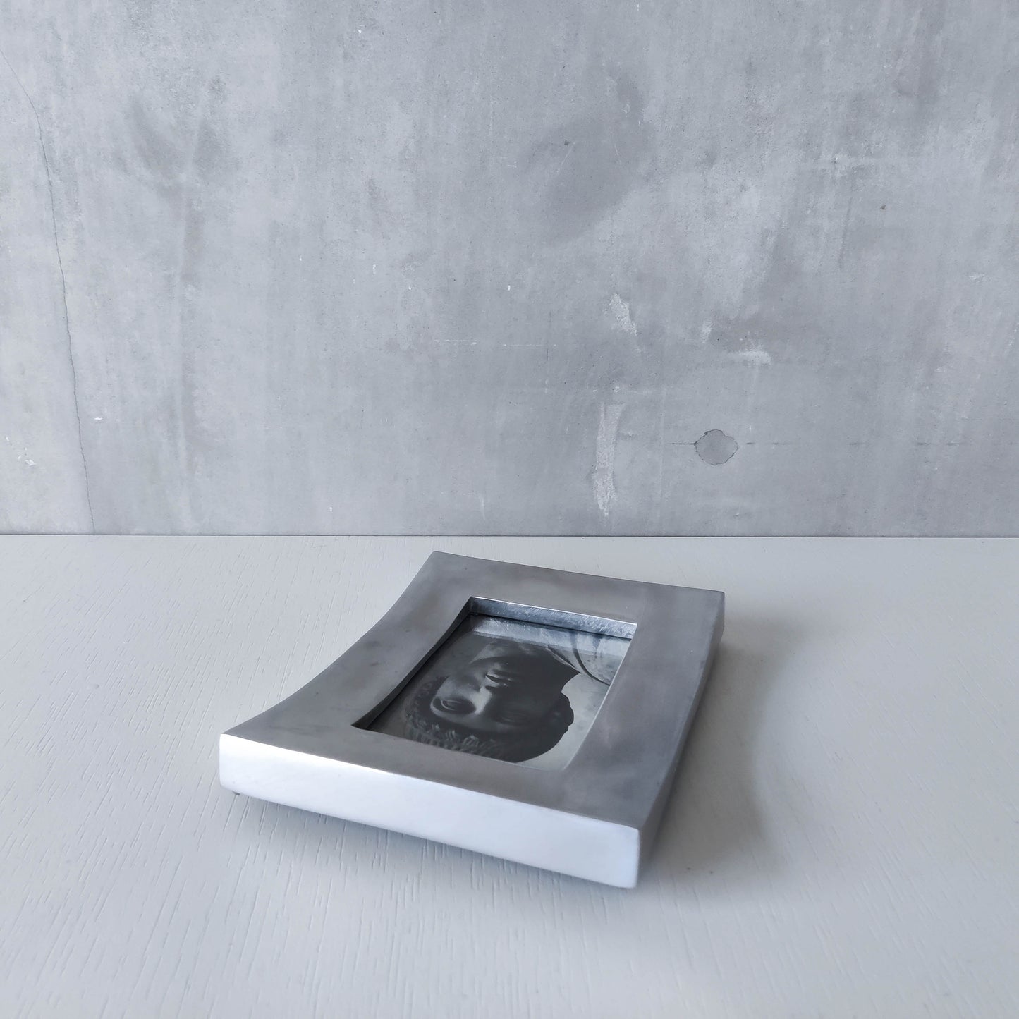 Vintage 00s cast aluminium curved chunky picture photo frame