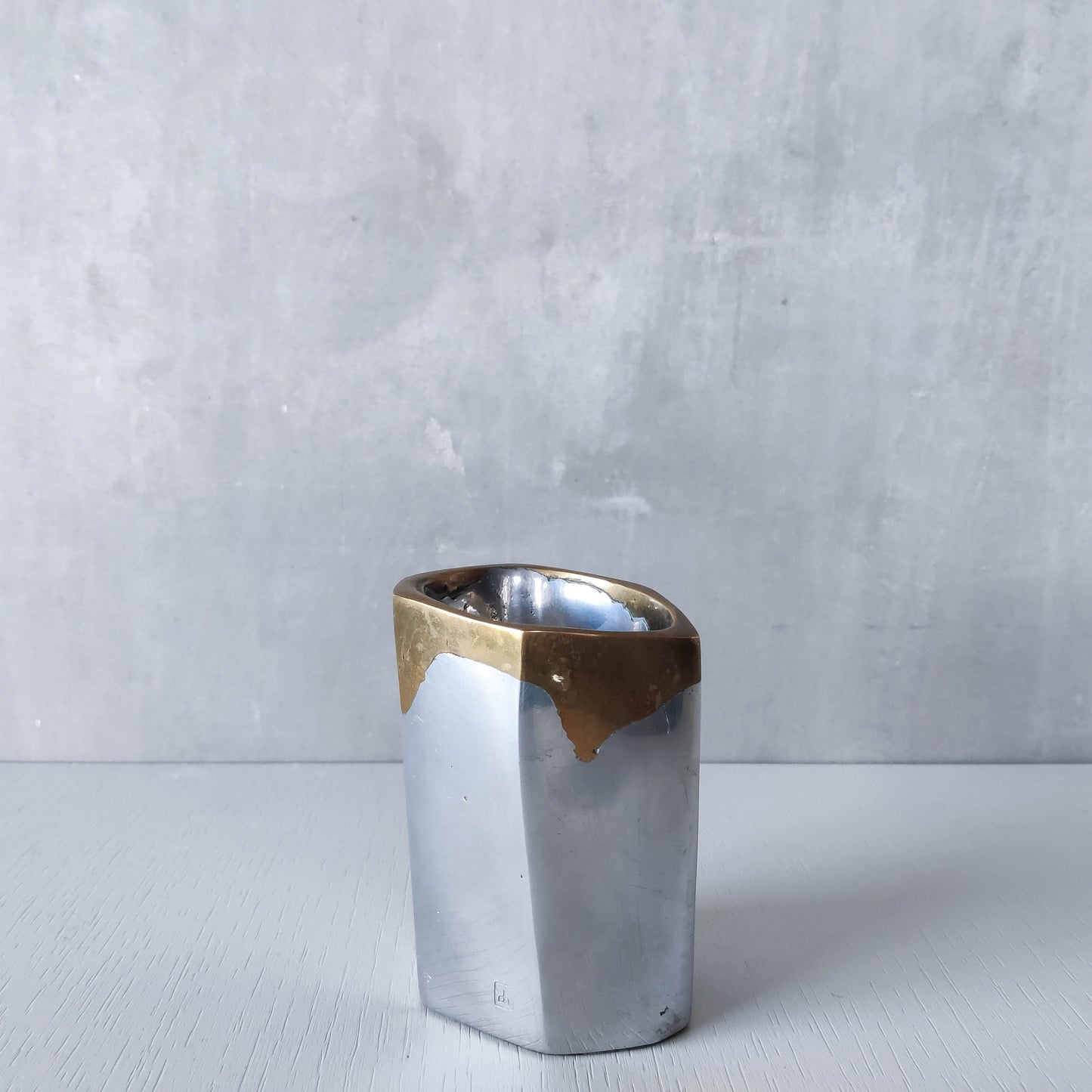 Vintage David Marshall Disenos brutalist hand cast aluminium and brass pen holder desk tidy