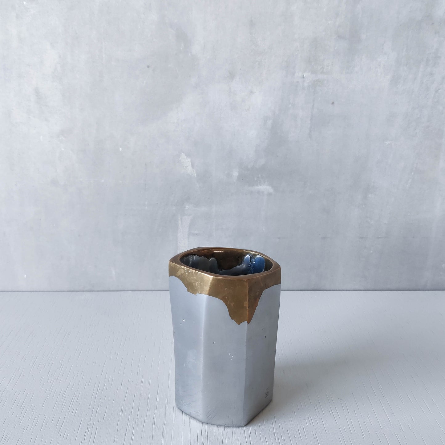 Vintage David Marshall Disenos brutalist hand cast aluminium and brass pen holder desk tidy