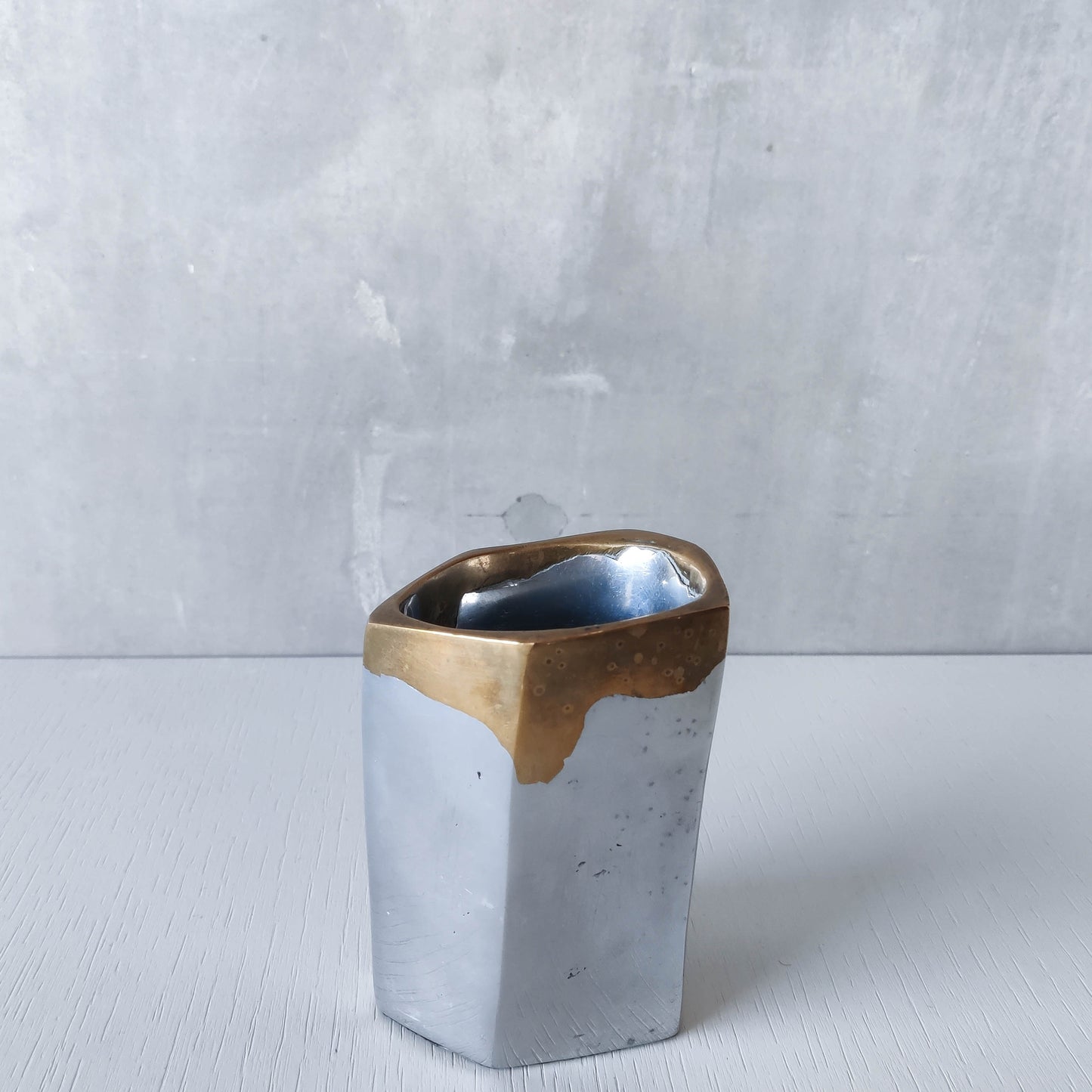 Vintage David Marshall Disenos brutalist hand cast aluminium and brass pen holder desk tidy