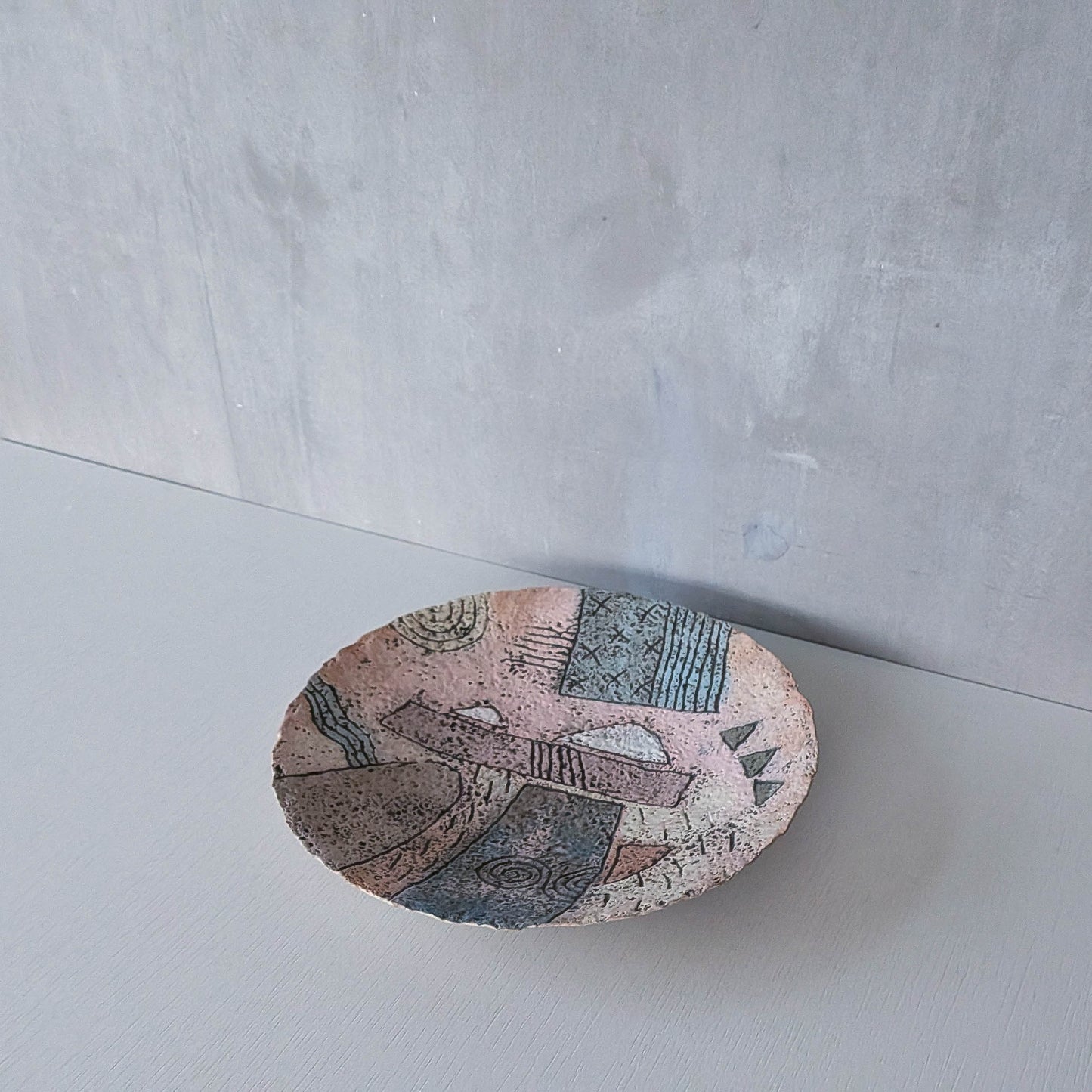 Scottish school 1990s painterly studio pottery decorative plate