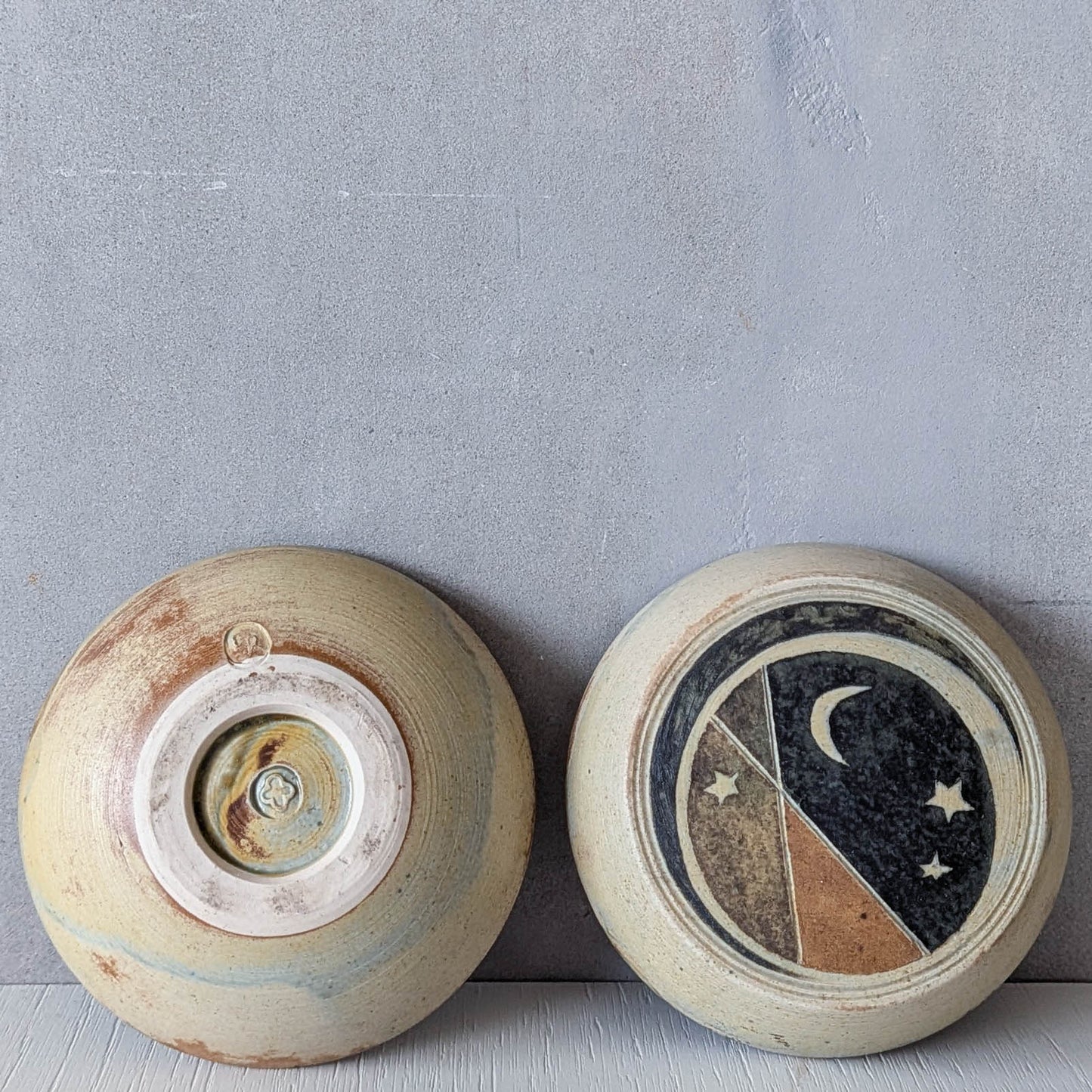 Vintage hand built ceramic studio pottery moon lidded pot Elizabeth Raeburn