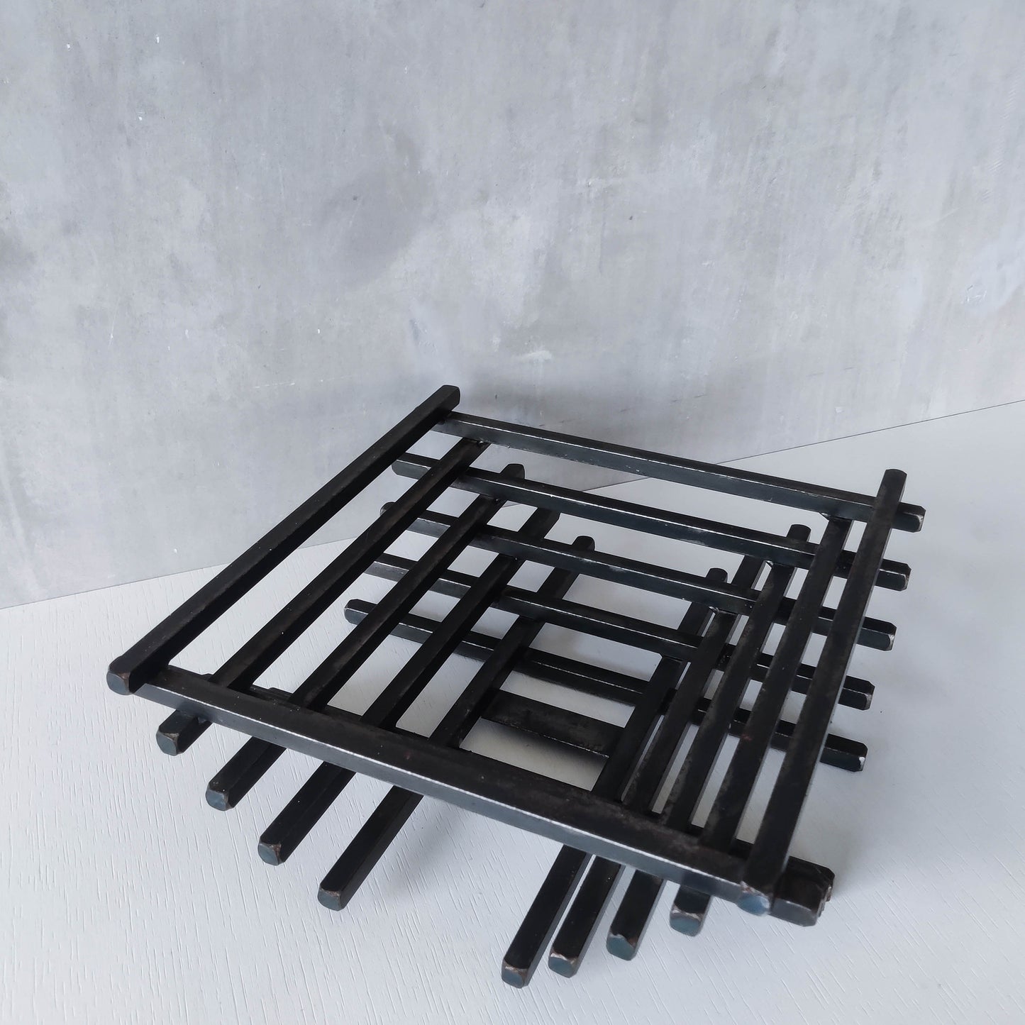 Vintage heavy welded steel rod geometric gridded sculptural fruit bowl centrepiece