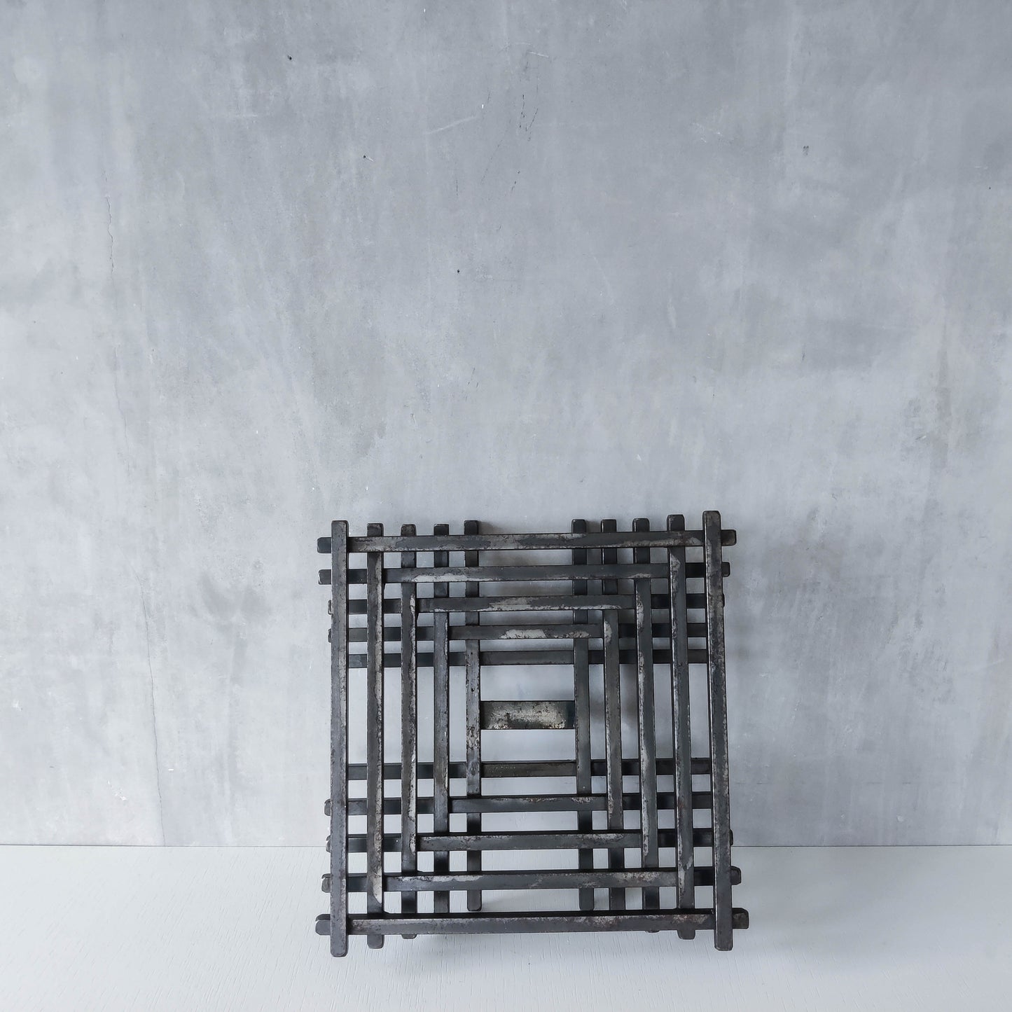 Vintage heavy welded steel rod geometric gridded sculptural fruit bowl centrepiece