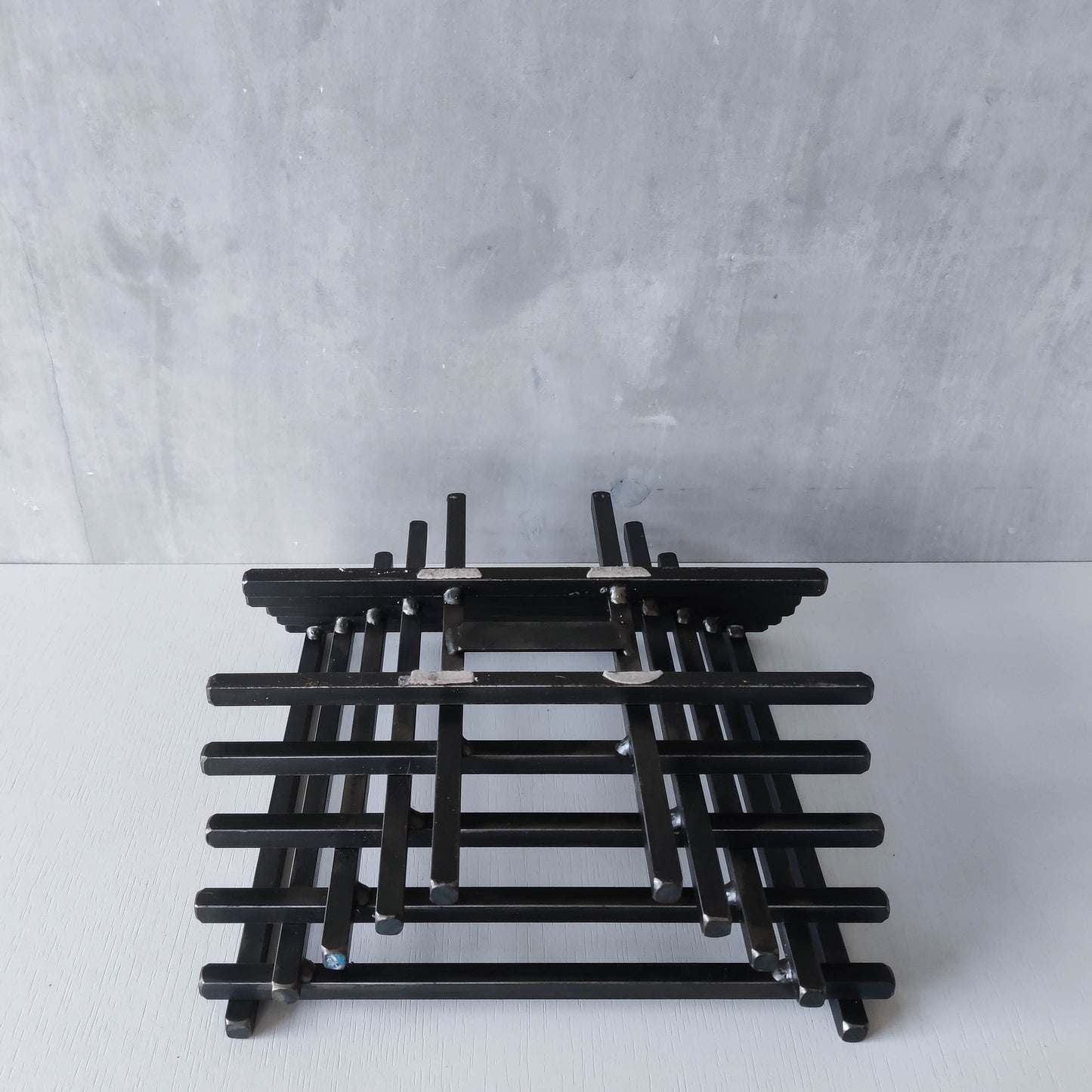 Vintage heavy welded steel rod geometric gridded sculptural fruit bowl centrepiece