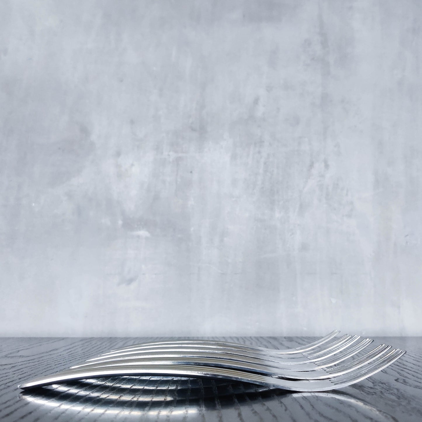 1990s Avant Garde 24 piece cutlery set designed by Terence Conran for Habitat