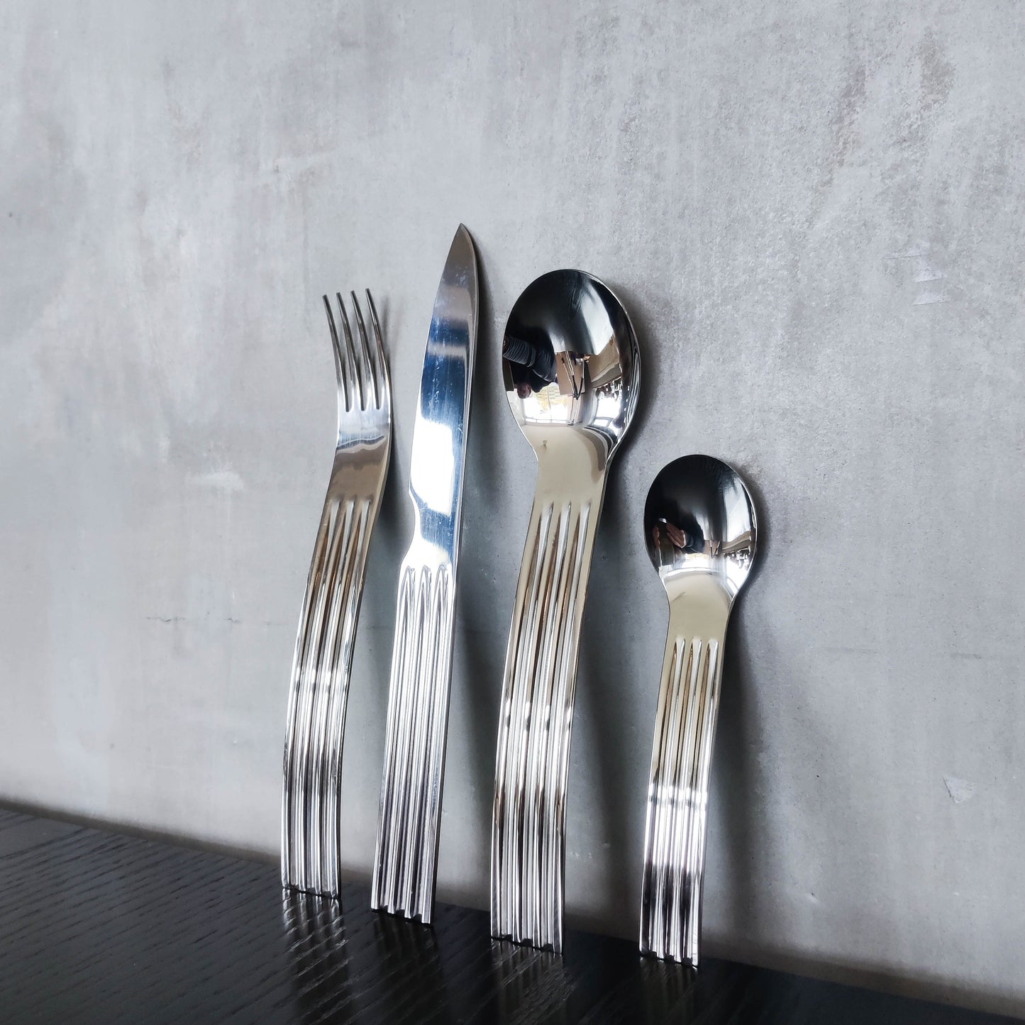1990s Avant Garde 24 piece cutlery set designed by Terence Conran for Habitat