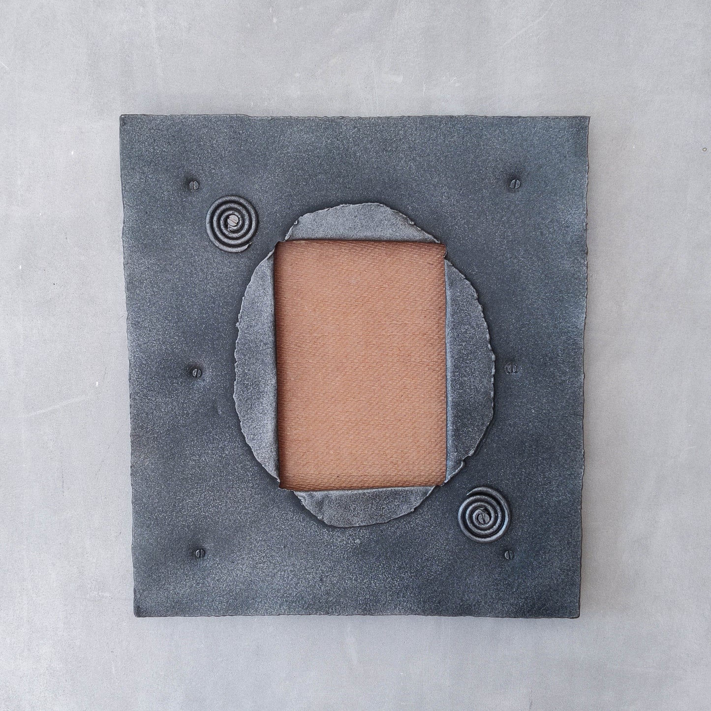 Handmade 00s sculptural metalwork photo picture frame with spiral details
