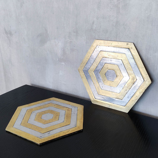 Pair of David Marshall brutalist 1980s large hand cast brass and aluminium large trivets/trays
