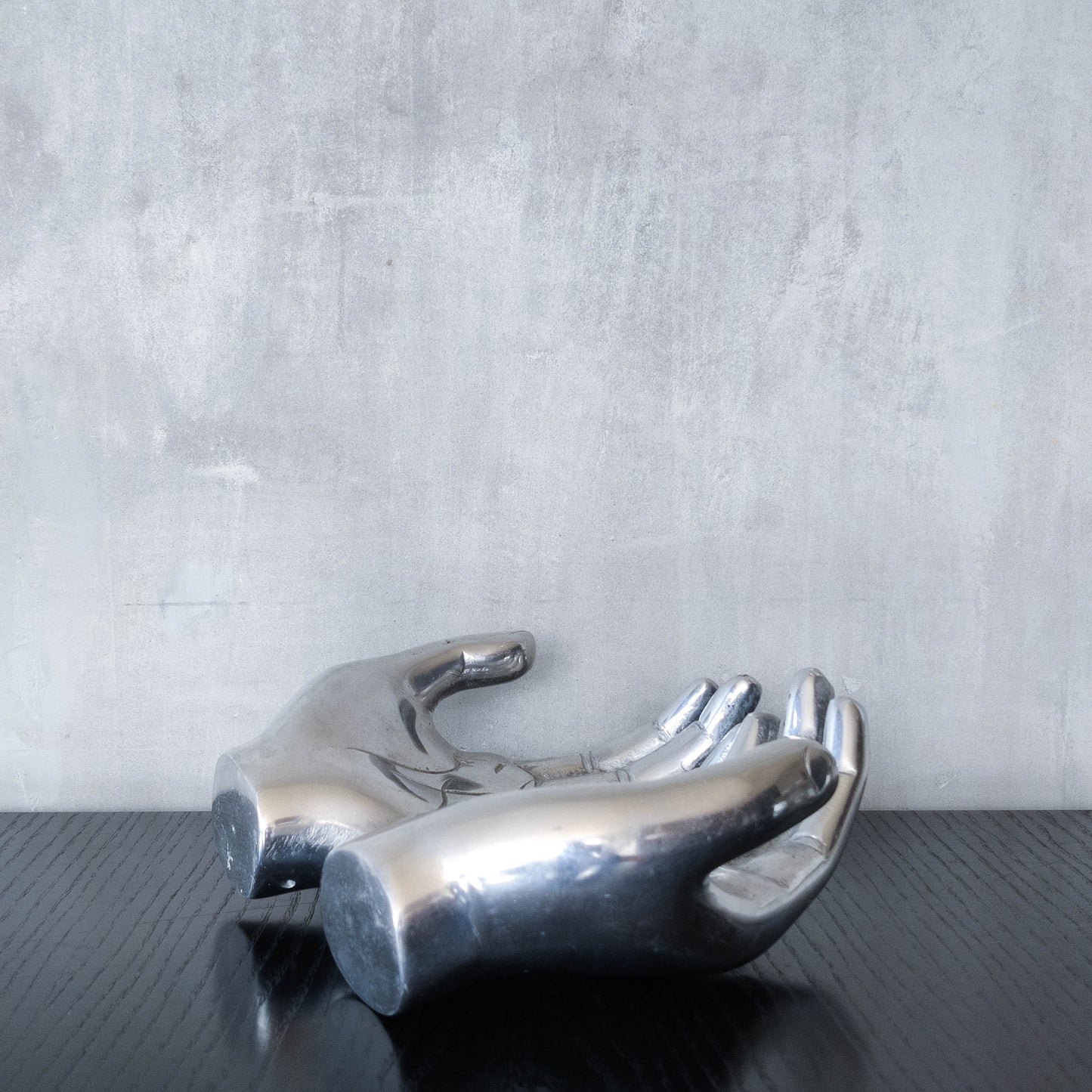 Vintage cast aluminium sculptural open hands catchall dish