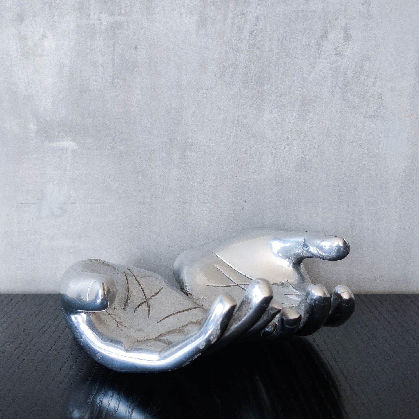 Vintage cast aluminium sculptural open hands catchall dish