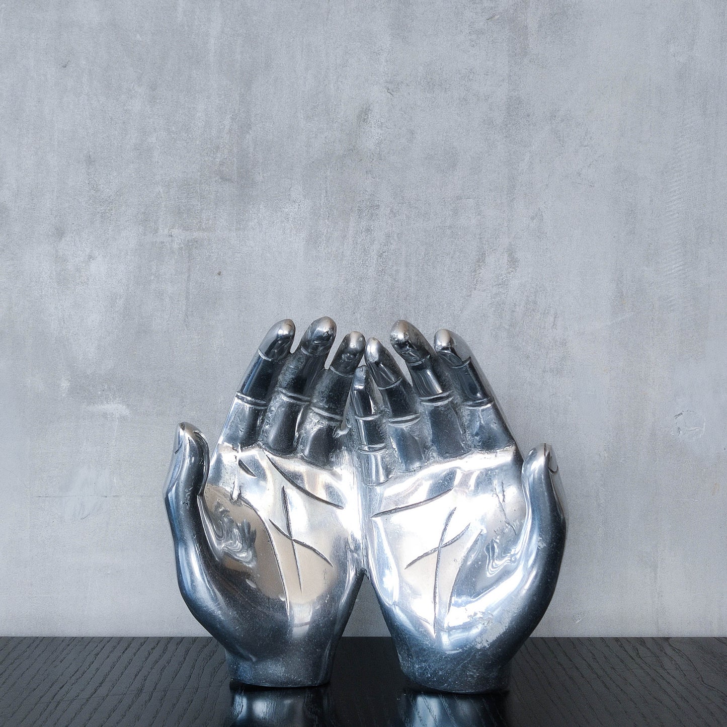 Vintage cast aluminium sculptural open hands catchall dish
