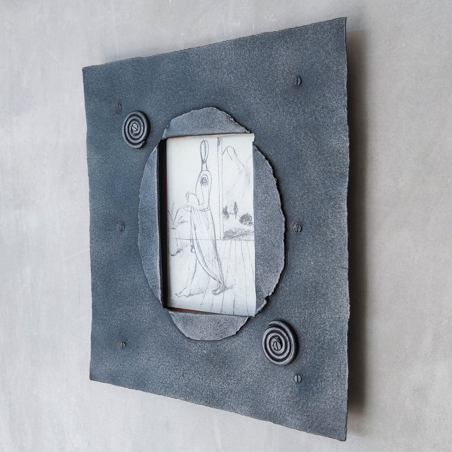 Handmade 00s sculptural metalwork photo picture frame with spiral details