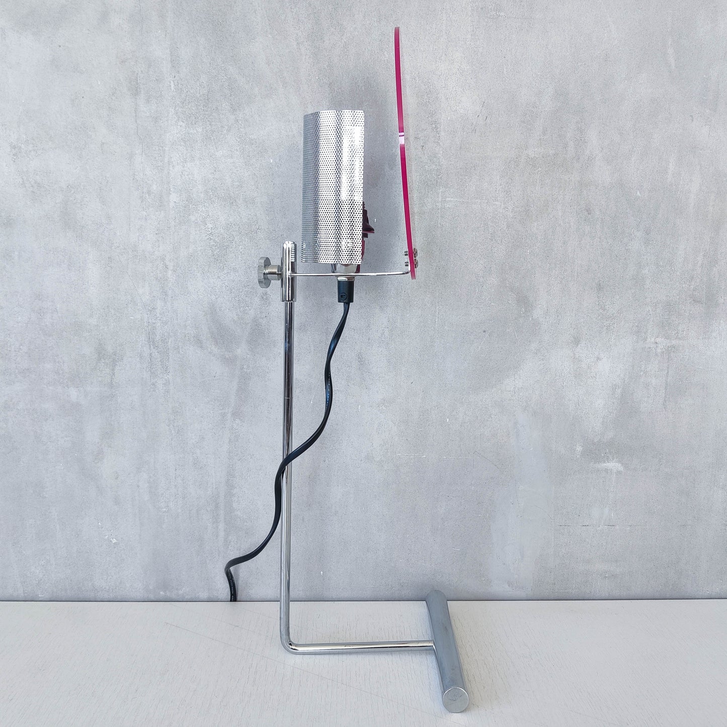 1990s Habitat 'Screen T' postmodern style lamp