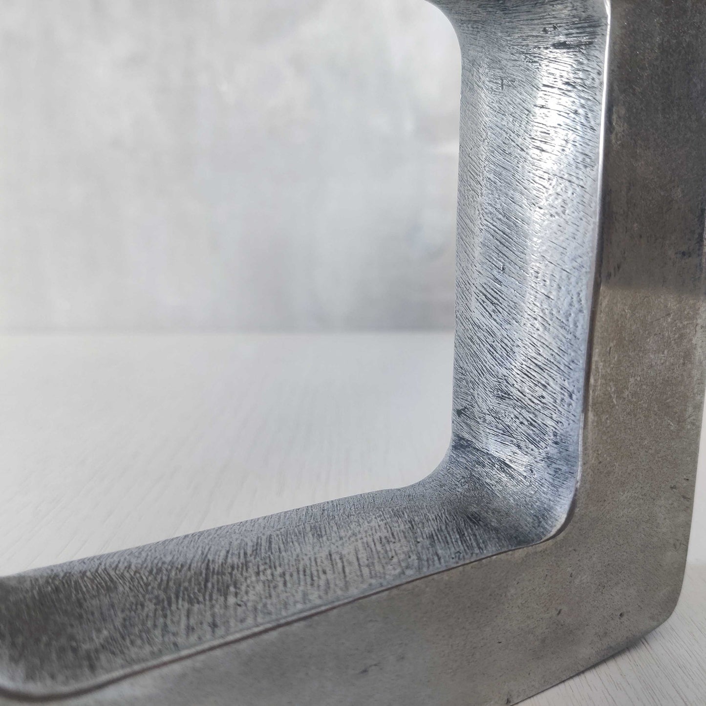 Aluminium vase