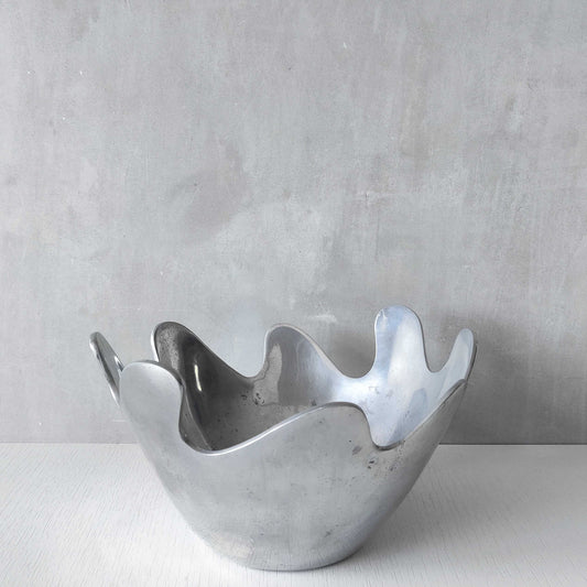 1990s cast aluminium sculptural wavy centrepiece bowl